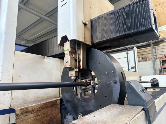 Tube Laser Cutting Machine