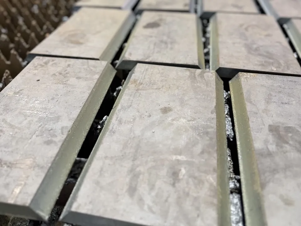 Laser bevel cut thick steel plates with weld-prep edges up to 45 degrees, Morshedi Dubai